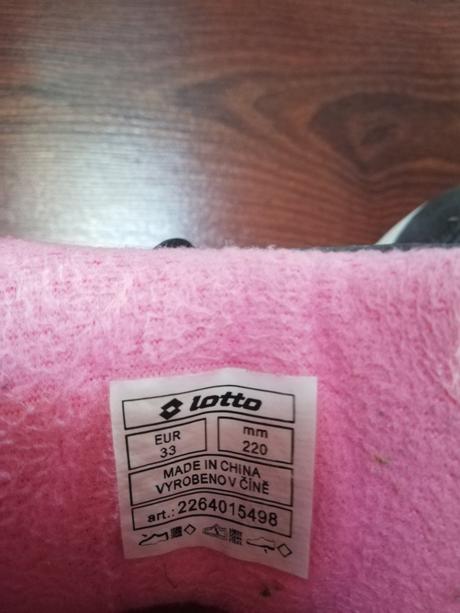 Dievcenske botasky, lotto,33