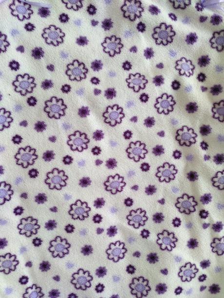 Teplý mäkkučký spací vak s kvietkami a dievčatkom, okay