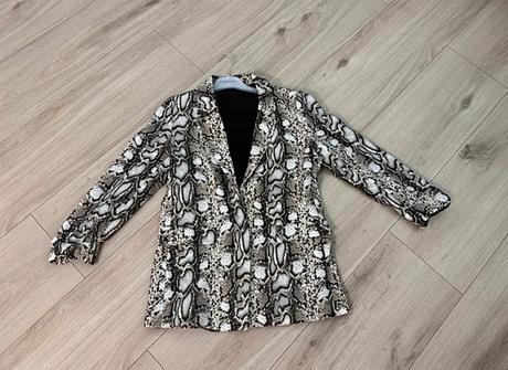 Sako s hadím vzorom, camaieu,38