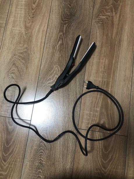 Žehlička na vlasy vega, 