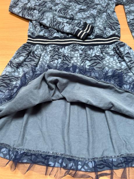 Súprava boboli, šaty a mikina, 152