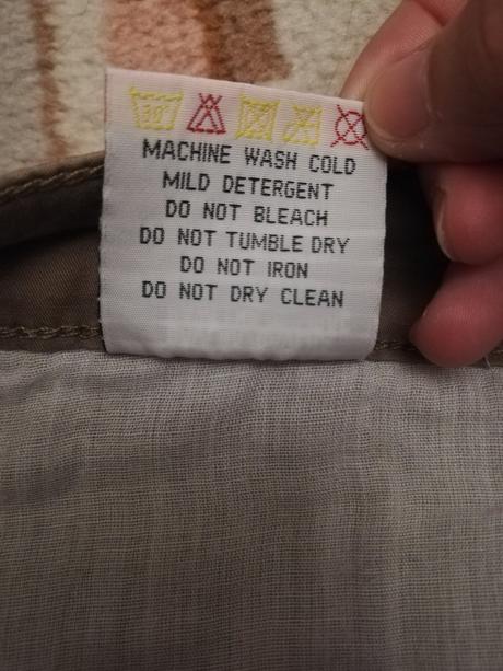 3/4ťove nohavice, 37