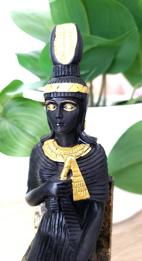 Staroegyptský boh remeselníkov ptah, 
