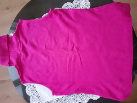 Dievcensky ruzovy rolak bez rukavov, 158