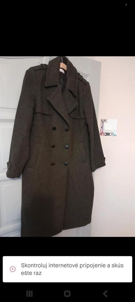 Tmavosivý kabát, camaieu,38