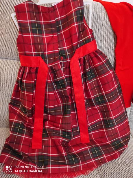 Slávnostné šaty nielen na vianoce, 122