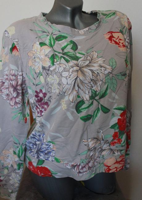 Kvetovane tricko, xl