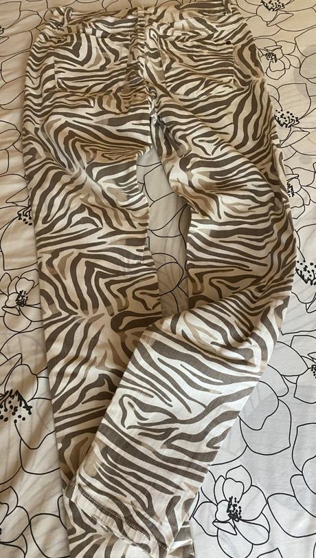 Kvalitné nohavice so vzorom fransa jeans v. 42, 42