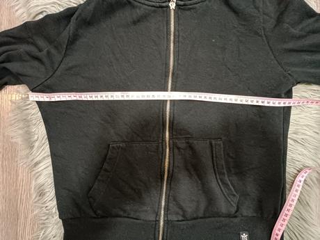 Čierna mikina veľ. s, s