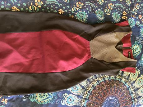 Zaujímavé šaty, dorothy perkins,36