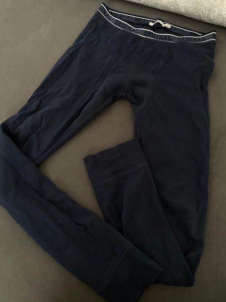 Teplé nohavice, 158