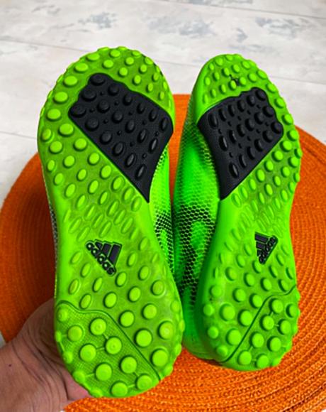 Neónkové halovky adidas 26/27, adidas,26