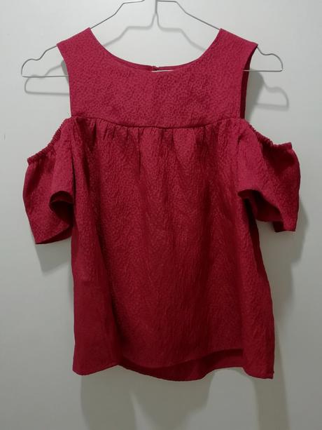 Červená blúzka, next,146