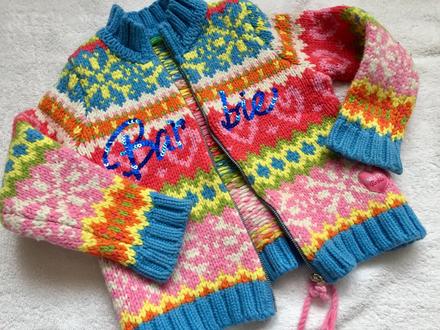 Krásny svetrík, benetton,104