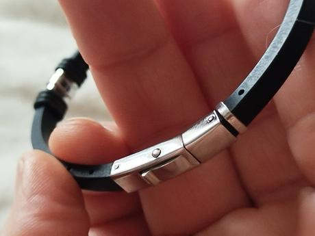 Pánsky náramok so zirkonmi, 