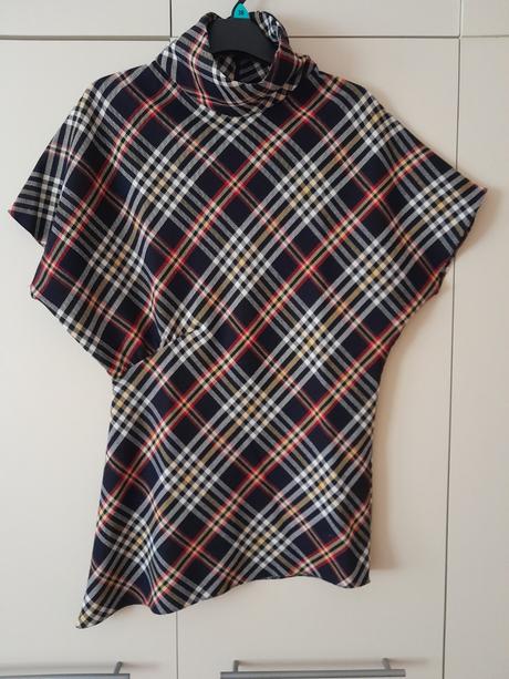 Asymetrický top so stojačikom, zara,m