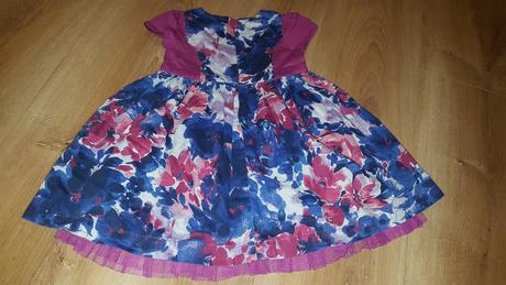 Pekné šatky na 9-12 mes., miniclub,80