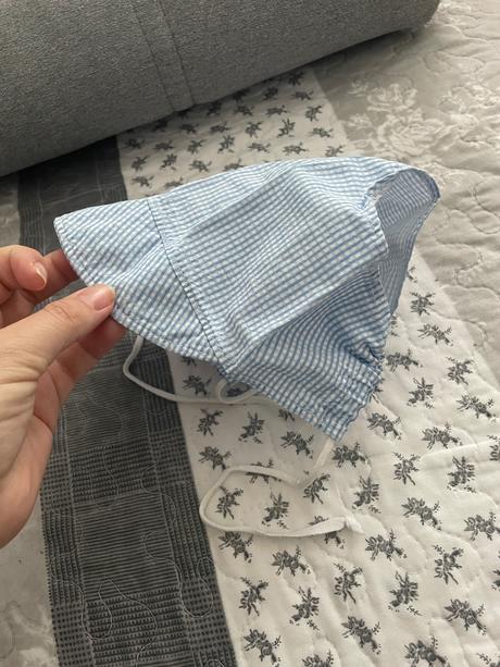 Letná čiapočka, 62