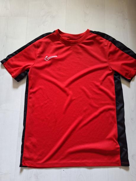 Športové tričko, nike,164