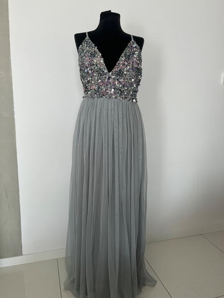 Spoločenské šaty, 38