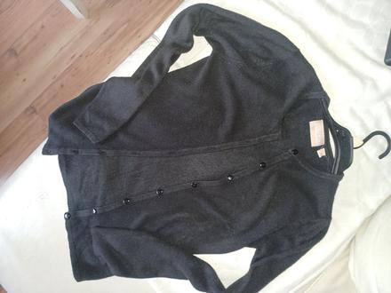 Elegantný svetrik, s