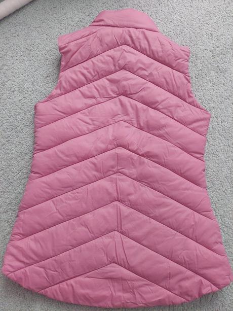 Dievčenská vesta, 128