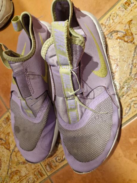 Tenisky na darovanie_za postovne, nike,39