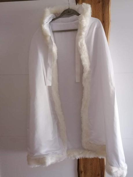 Plášť s kožušinou, 134