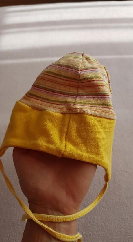 Prechodná čiapka so šiltkou, vlček,<50