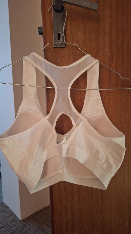 Športová podprsenka, l