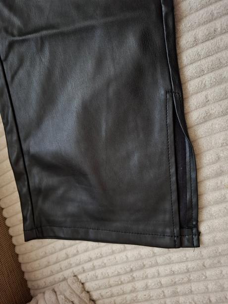 Kozenkove nohavice bershka, bershka,s