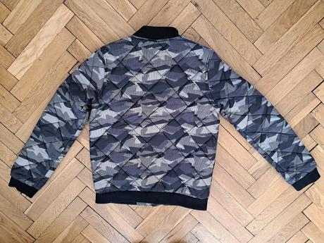 Bunda bomberka, chapter young,158