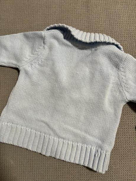 Modrý svetrík, f&f,62