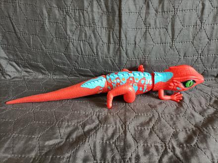 Robotická jašterica,