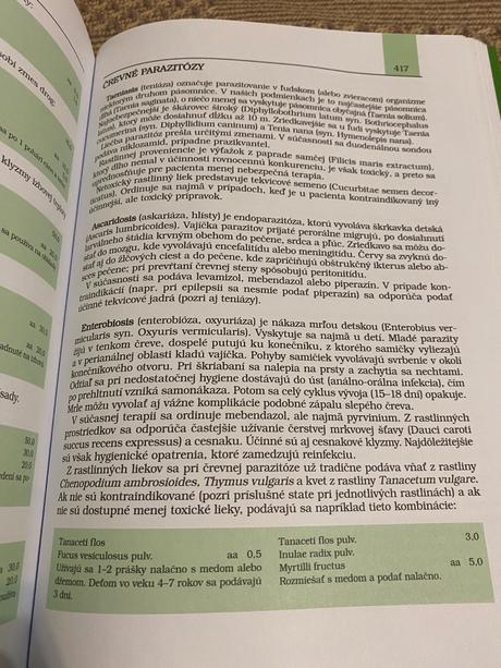 Fytoterapia z pera lekára karol mika  stála 35 eur, 