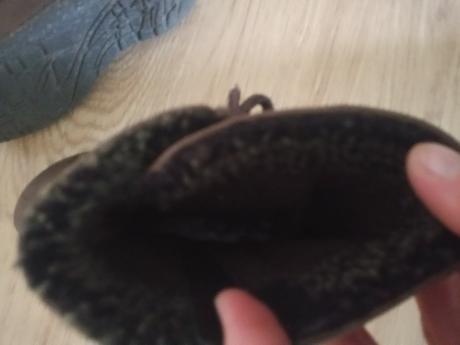 Teplé kožené čižmy super stav veľ 34 zn. klaveness, 34