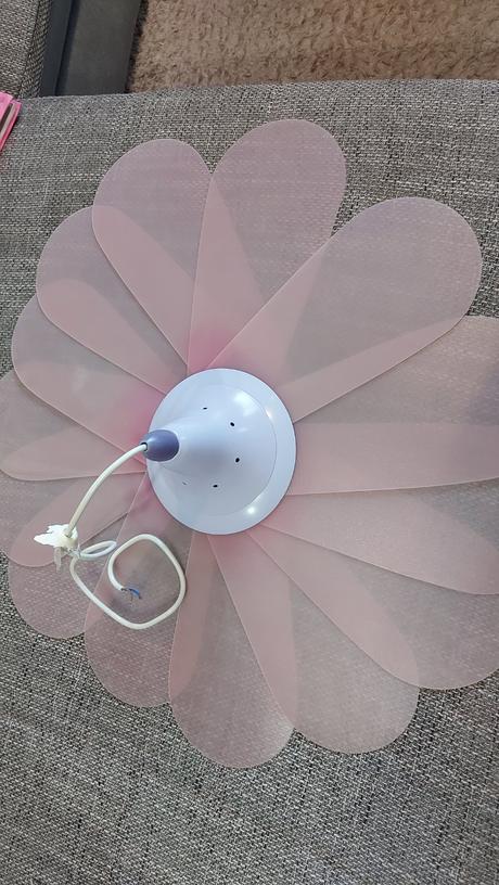 Lampa kvetinka do detskej izby, 