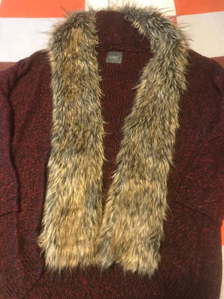 Sveter s kozusinou umelou, zn. guess, guess,xs