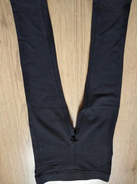 Dievčenské legínky, 104