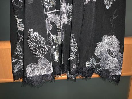 Spoločenské šaty, s