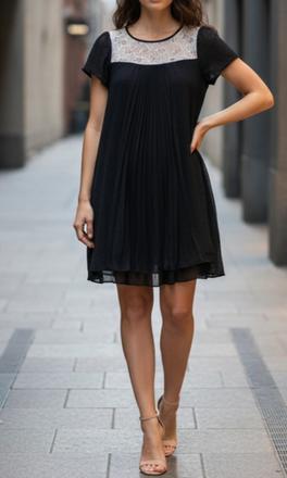 Pekné lahulinké šaty, 38