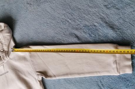 Bleda mikina, reserved,122