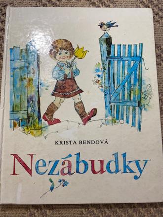 Stará krásna retro kniha nezábudky krista bendová,