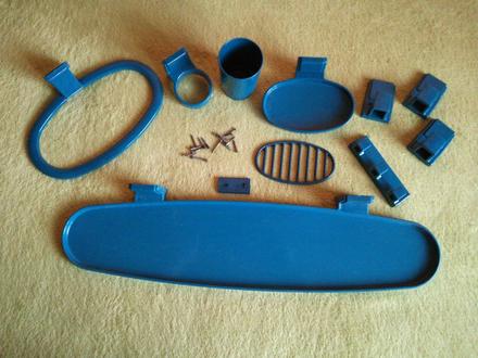 Retro doplnky do kúpelne zo 70-tych rokoch.,