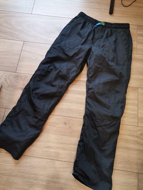 Turistické nohavice, 140