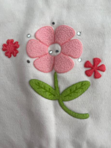 2 kusy ružových body s obrazkom, 74