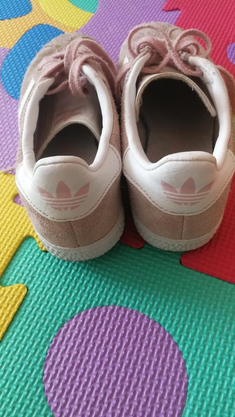 Dievcenske tenisky, adidas,28