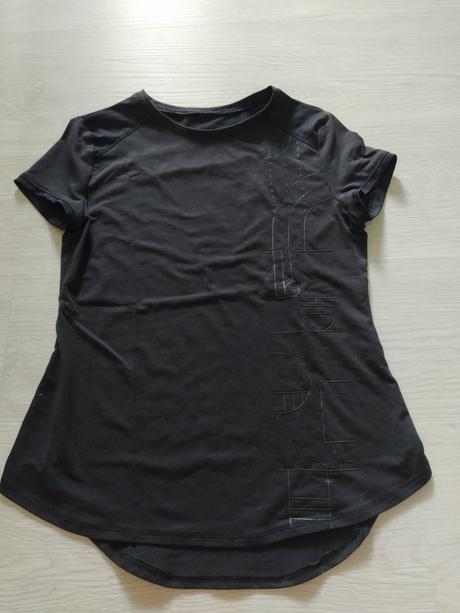 Čierne športové tričko.140-146, decathlon,140
