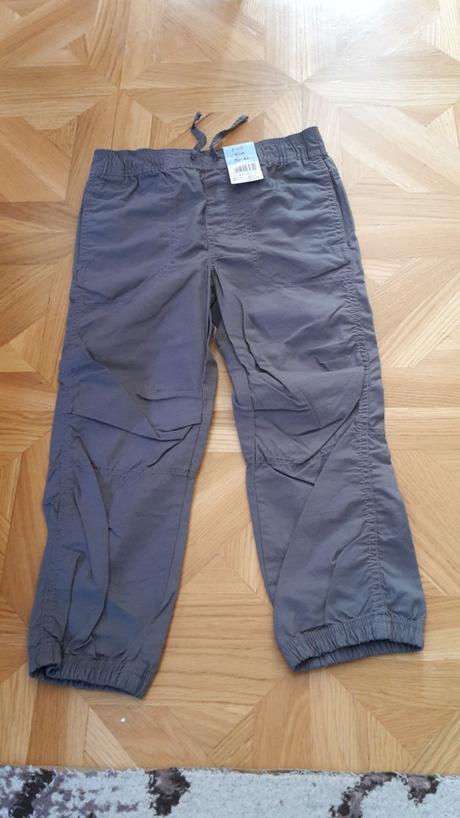 Nove nohavice f&f, f&f,116