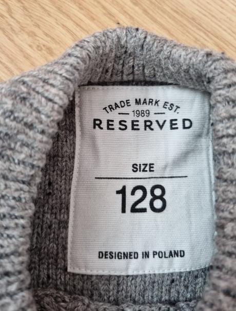 Štýlový svetrík reserved veľ. 128, reserved,128